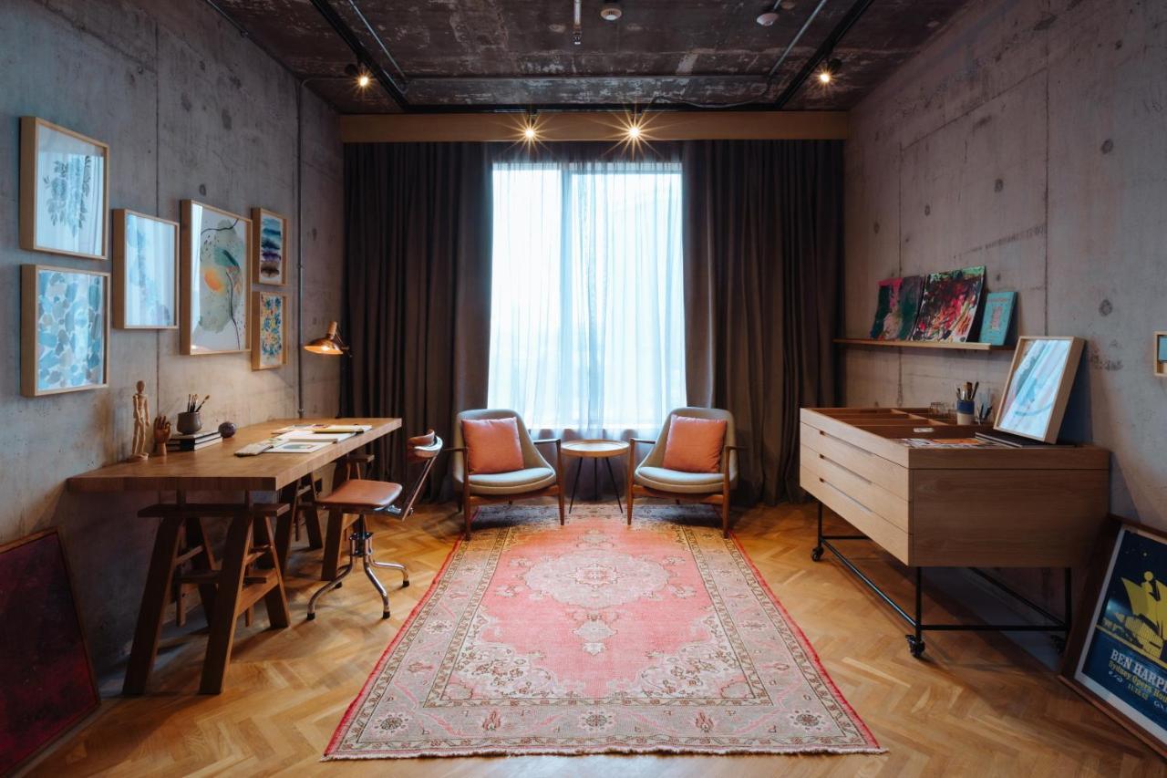 Room to Draw